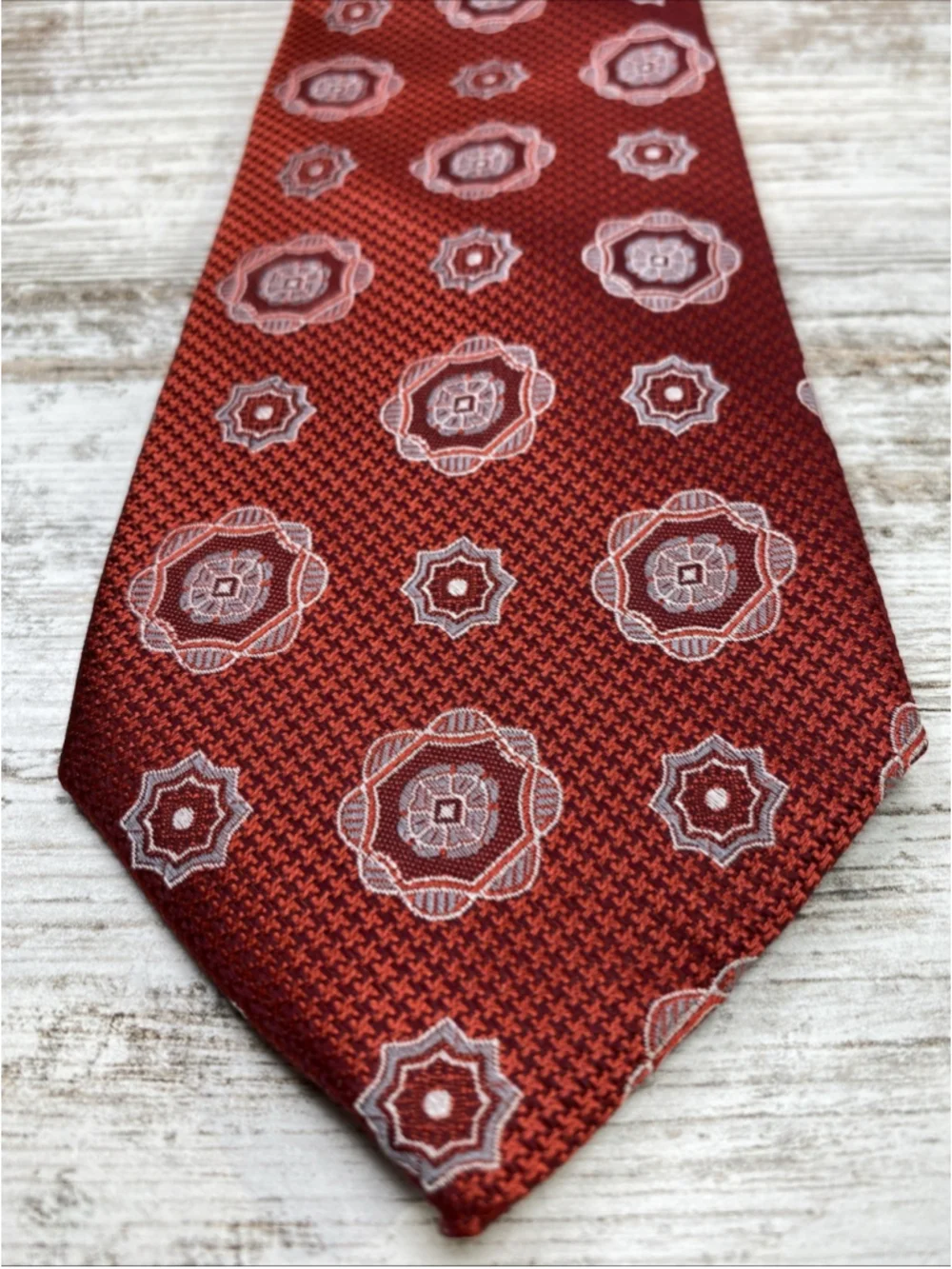 Bruno Piatelli Red Silk Tie Floral Medallion Pattern 100% Hand Made 58x3.5”